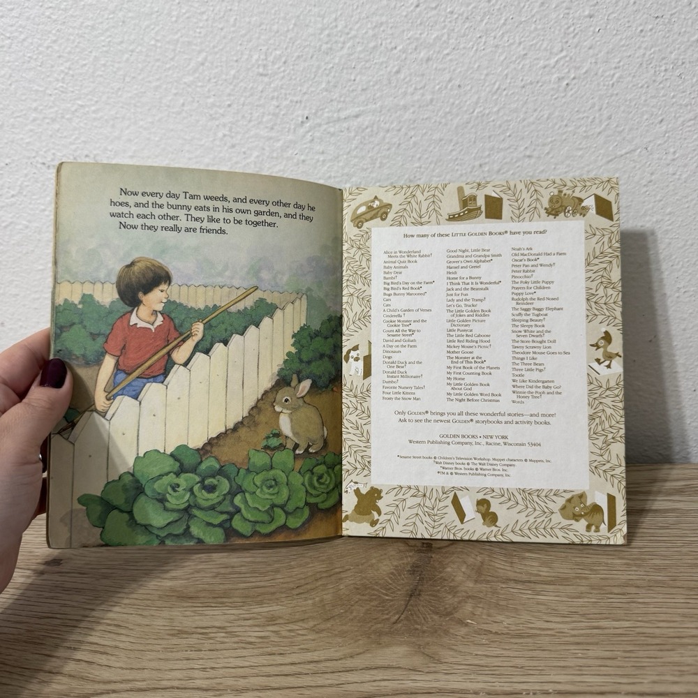 A Little Golden Book The Friendly Bunny 1985 #595 By Dorothy Kunhardt Vintage - Picture 11 of 12